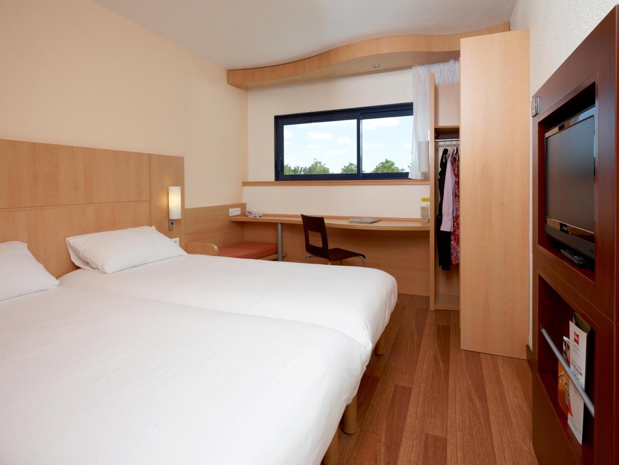 Hotel Ibis Site Du Futuroscope Chasseneuil-du-Poitou Habitación foto